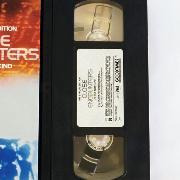 Vintage 1977 Close Encounters of the Third Kind VHS Movie. Steven Spielberg. - Picture 7 of 8